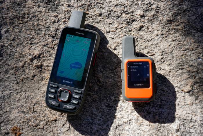 Comparison of a large Garmin GPSMAP handheld and a compact inReach Mini 2.