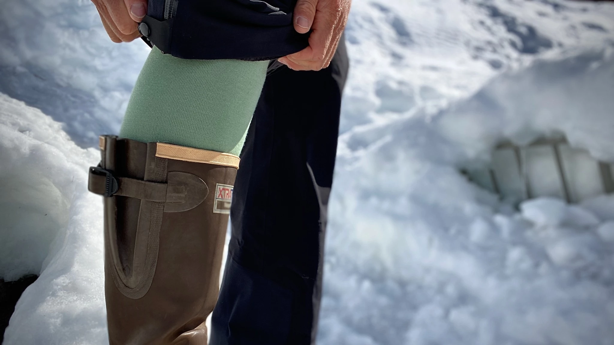 Comparison showing the thick fabric of heavyweight thermal bottoms.